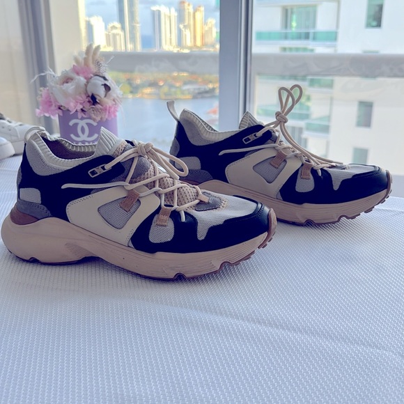 Tods sneakers, worn once, size 39.5 - Picture 2 of 6